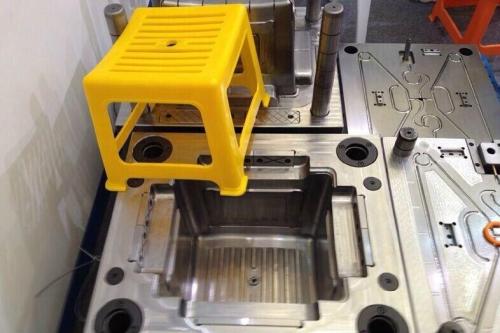 注塑模具加工中模具原理及組成要點有那些呢？